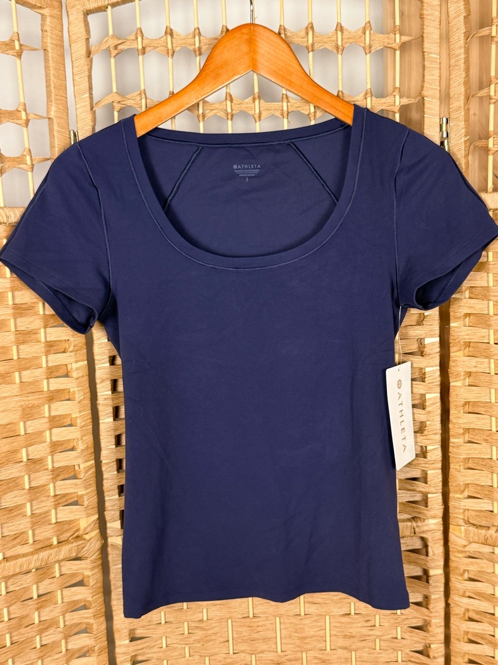 NWT Athleta Transcend Scoop Tee Navy Blue Size Small